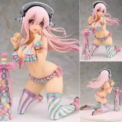 Figure Super Sonico  17.5cm