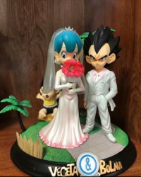 Figure DRAGON BALL Vegeta and ...