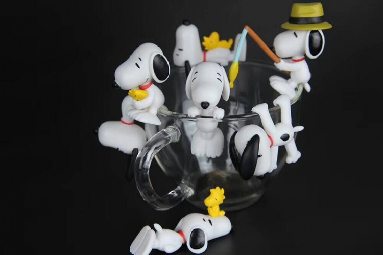 Snoopys Story Cute Cartoon Box Decoration 21x11X8.5CM price for 7 pcs