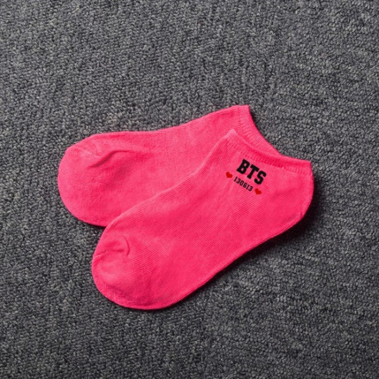 BTS red Cotton socks 18CM 17G price for 5 pcs
