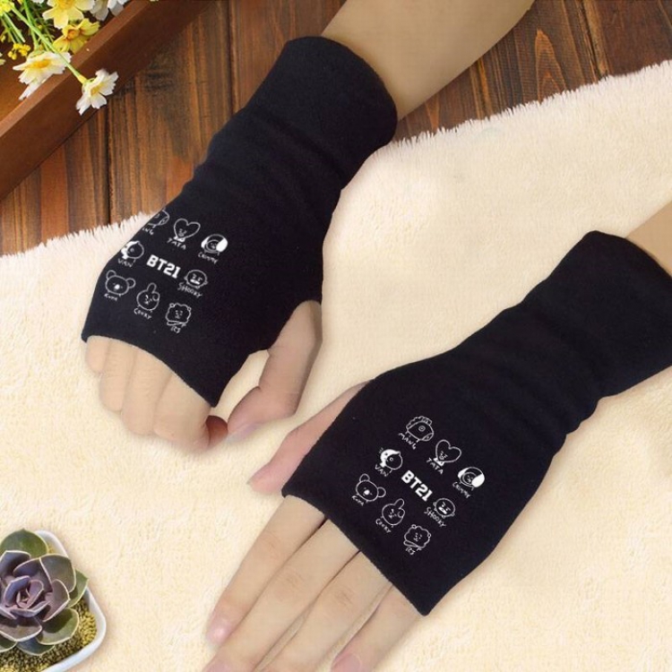 BTS BT21 Printing Black Half-finger Gloves Scrub bag Style A
