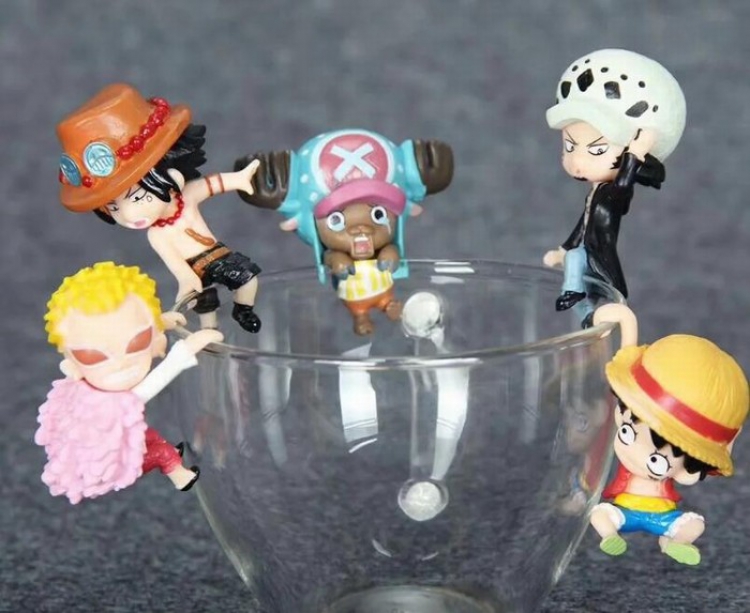 One Piece Along the cup series a set of 5 Bagged Figure Decoration 40G 2X2X4CM