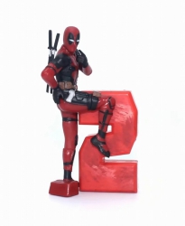 Deadpool Boxed Figure Decorati...