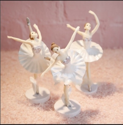 Ballet girl a set of 3 Bagged ...
