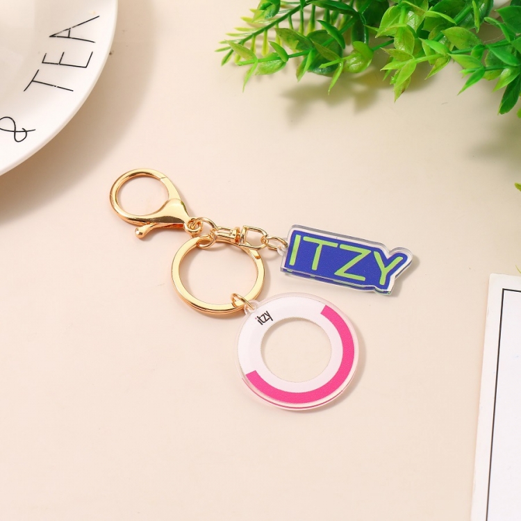 ITZY Korean group star 2 pendant acrylic key chain pendant bag pendant price for 5 pcs 