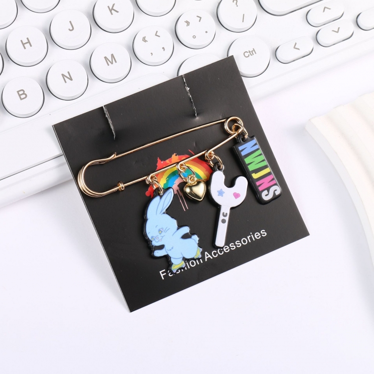 Newjeans Korean celebrity peripheral PVC pin keychain price for 5 pcs