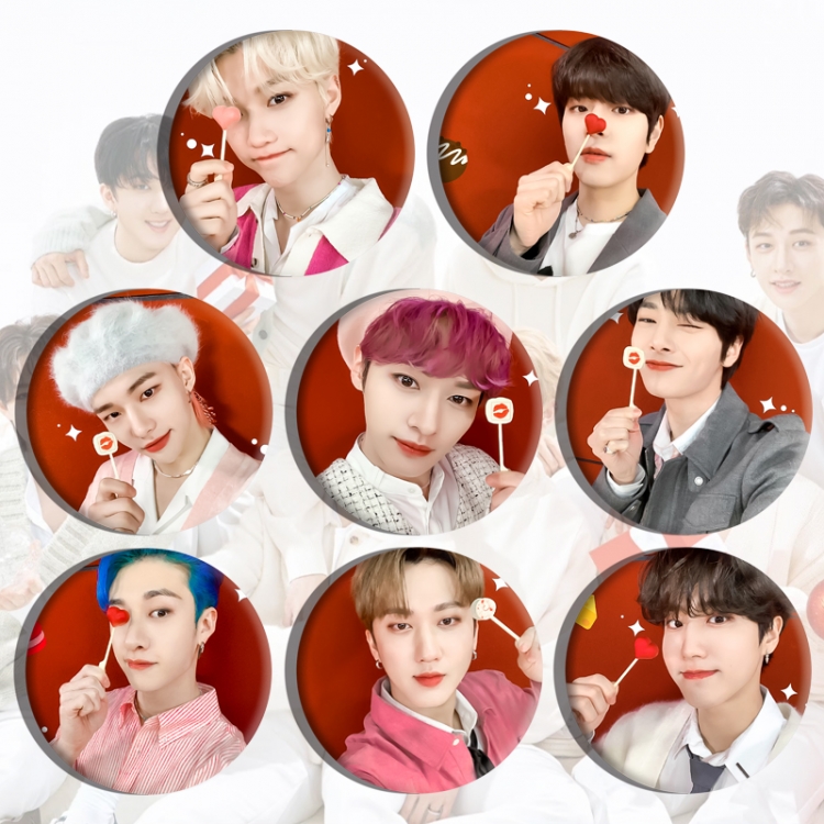 straykids Anime tinplate brooch badge a set of 8