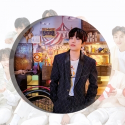 straykids Anime tinplate brooc...