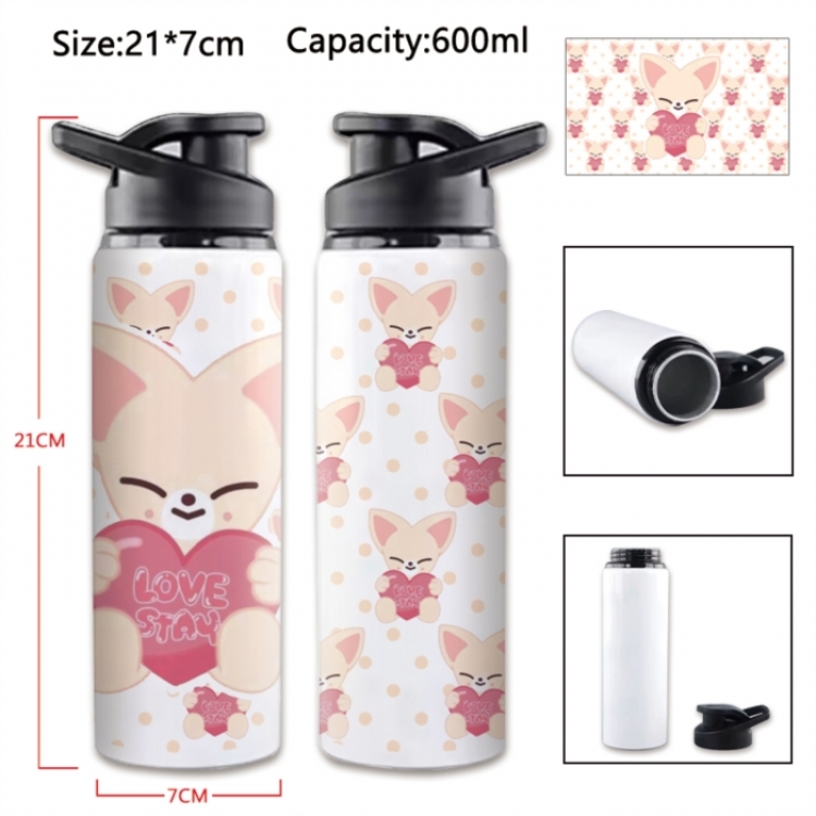 Straykids Anime Printed Outdoor Sports Water Bottle 600ml 21x7cm